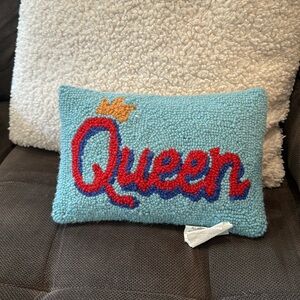 Needle point small rectangular throw pilllow “queen”